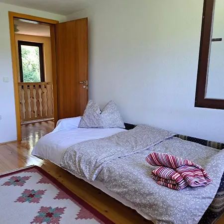 House Ceric بيت للعطل يايتشه