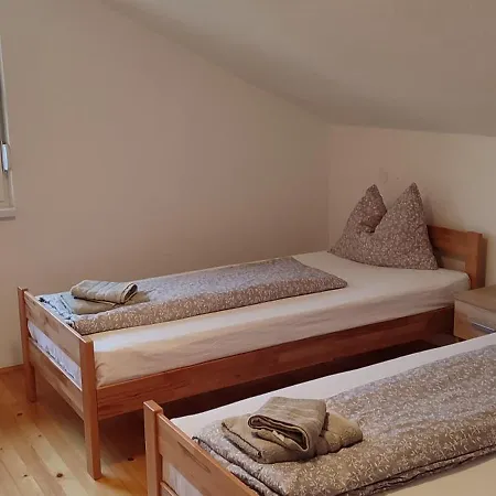 Vakantiehuis House Ceric *